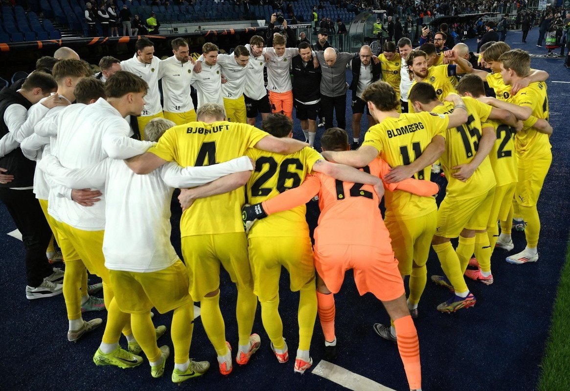 Il Tottenham parte dal 3-1 dell'andata, ma il Bodo Glimt è temibile in casa: ha vinto 30 delle ultime 37 partite europee all'Aspmyra Stadion. Clima e rendimento rendono la trasferta norvegese un'insidia vera. 