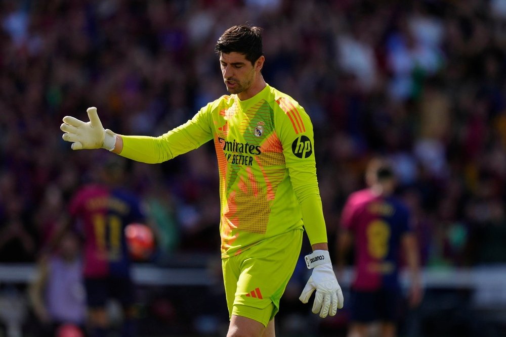 Courtois manquera les matches de la Belgique contre la Macédoine du Nord et le Pays de Galles. EFE