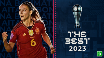 Aitana Bonmatí, giocatrice del Barcellona e della Nazionale spagnola, è la vincitrice del premio The Best 2023, un trofeo assegnato dalla FIFA alla miglior calciatrice della passata stagione. Chiude così un anno perfetto in cui ha vinto anche il Pallone d'Oro.