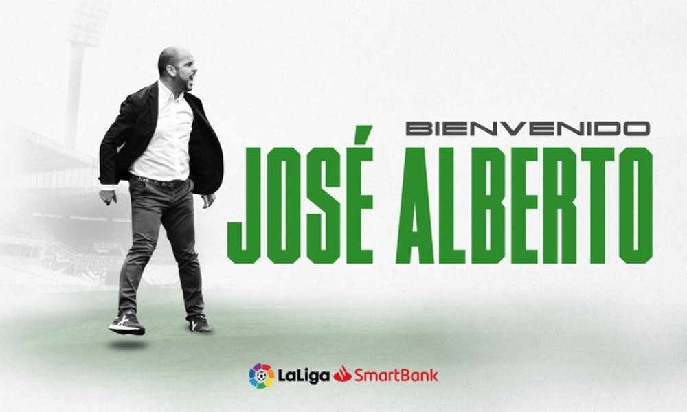 El Racing firma a José Alberto López para luchar por la salvación