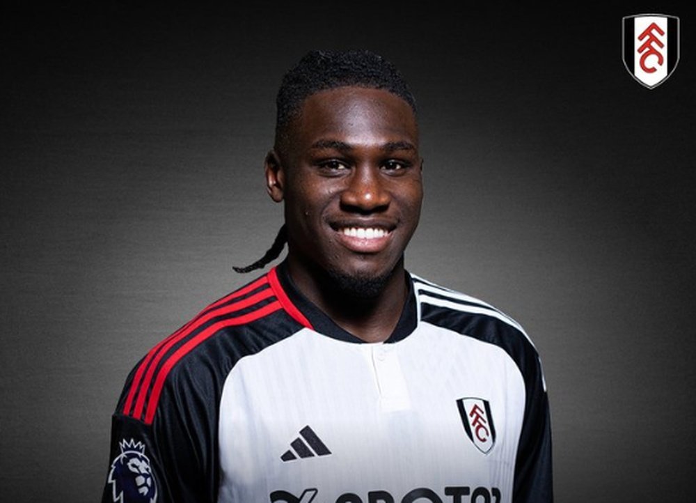 Calvin Bassey has arrived at Fulham. FulhamFC