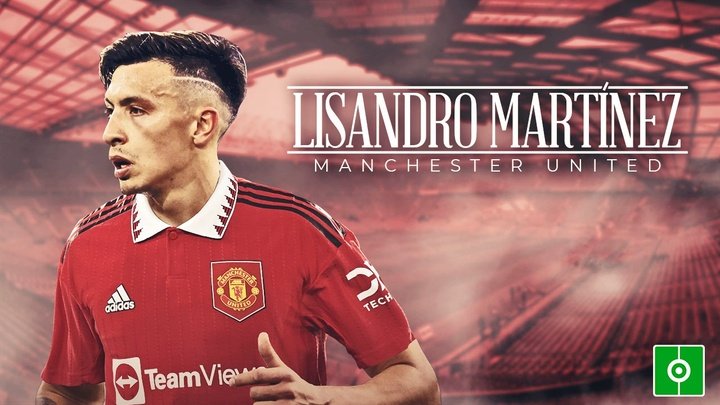 OFFICIEL : Lisandro Martinez rejoint Manchester United