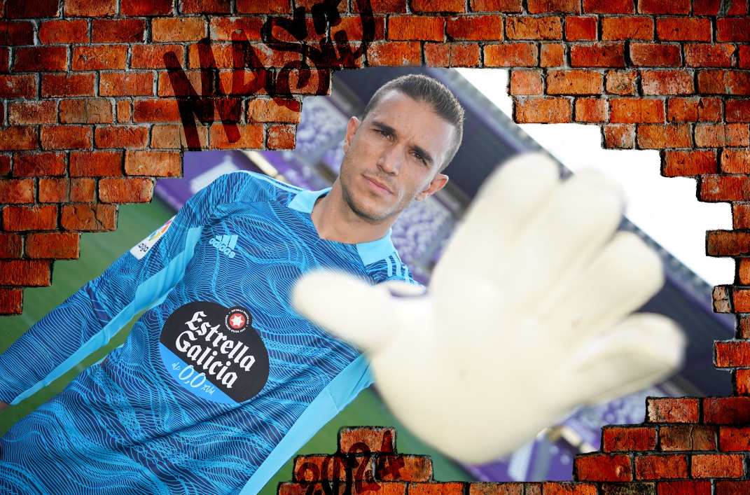 El Valladolid confirmó la renovación de Masip... ¿y tapó el escudo?