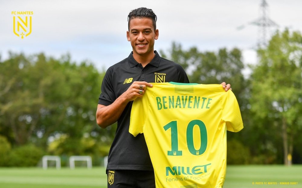 Cristian Benavente se une al Nantes. Twitter/Nantes