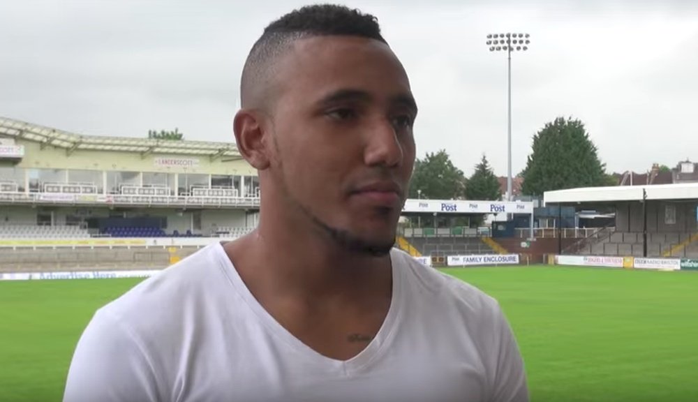 Cristian Montaño defenderá dos temporadas la camiseta del Port Vale. Youtube