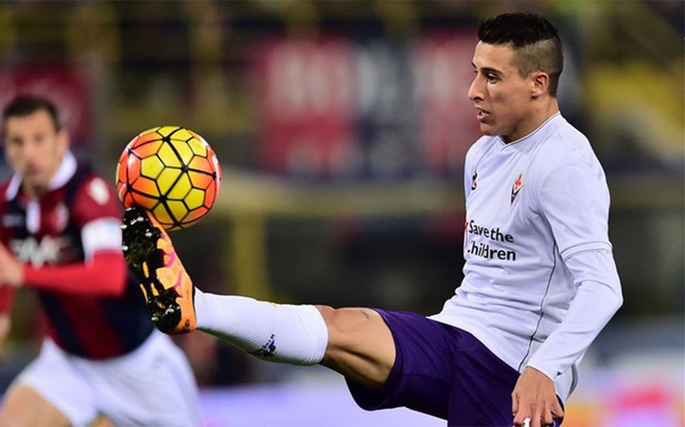 Cristian Tello está siendo una de las sensaciones de la Fiorentina, a la que llegó en el mercado de invierno procedente del Oporto. AFP