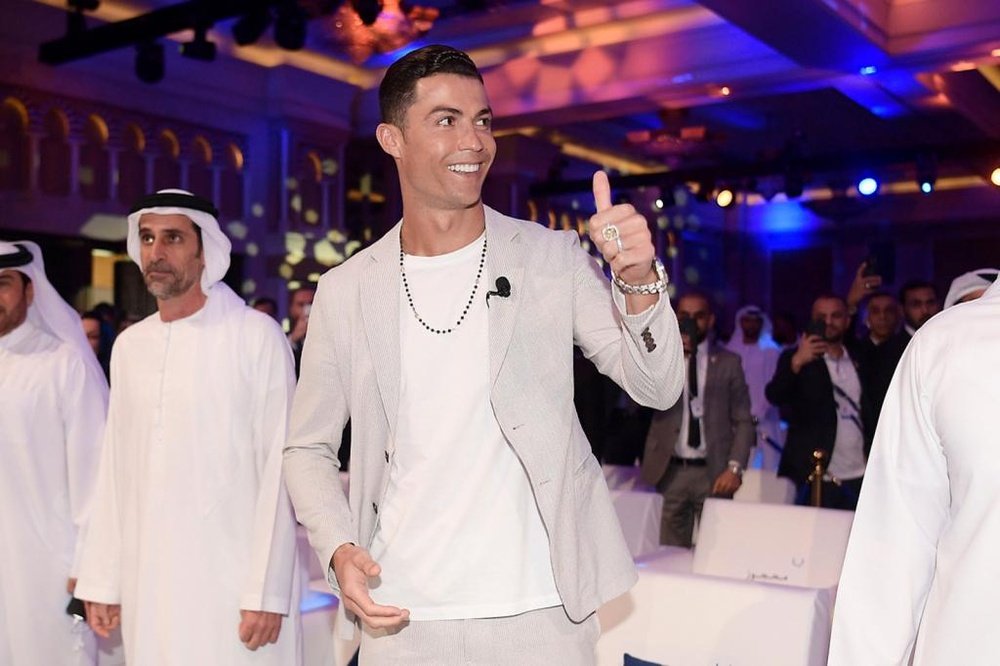 Cristiano dio una conferencia en Dubái. Twitter/Globe_Soccer