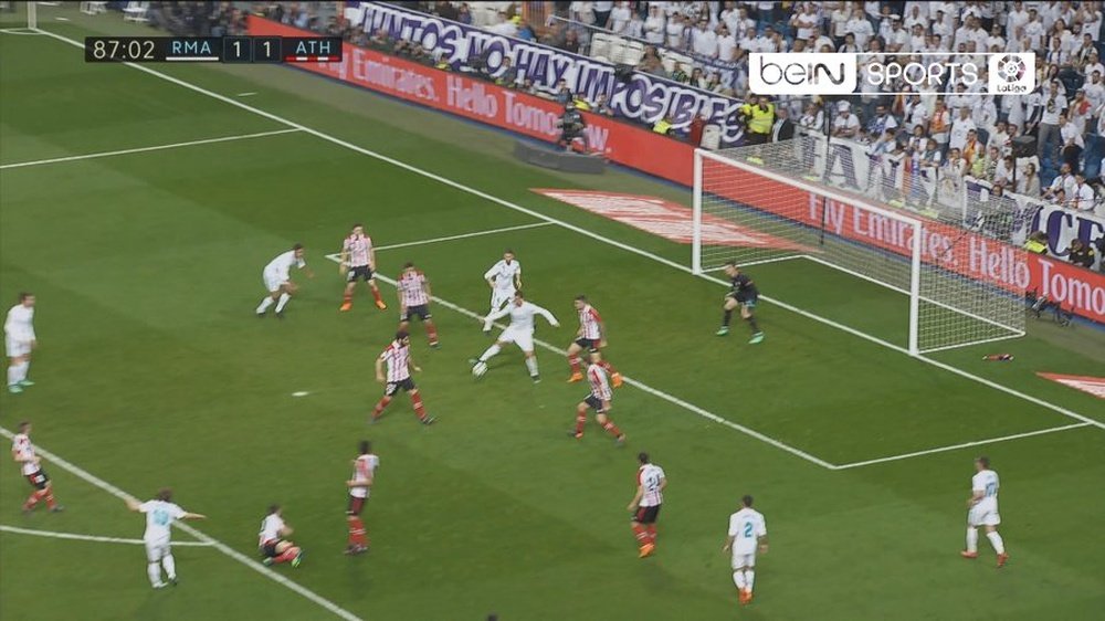Ronaldo flicks the ball home. beINSports