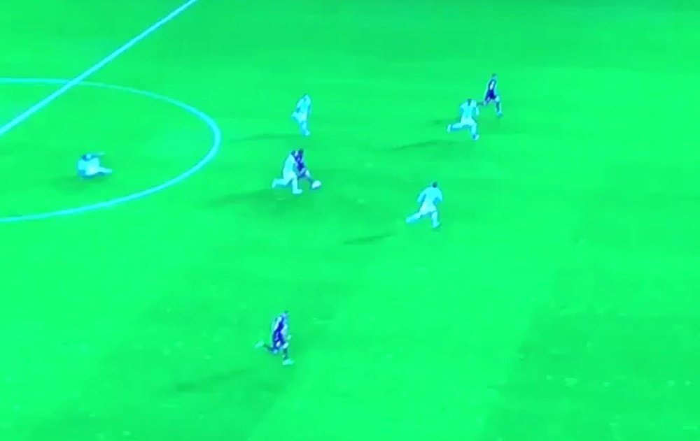 Ronaldo en position douteuse dans l'action du 0-2. Youtube