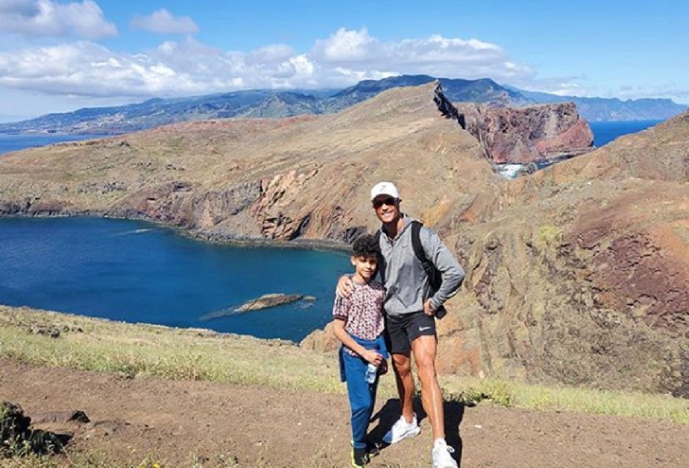 Cristiano, disfrutando de la montaña. Cristiano