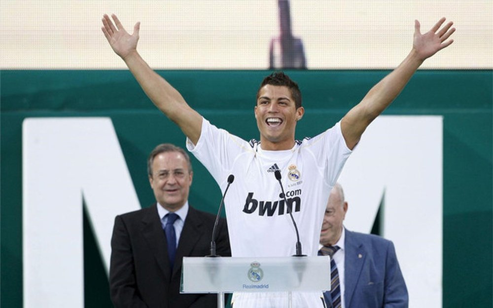 Cristiano Ronaldo lors de sa présentation au Real Madrid. AFP
