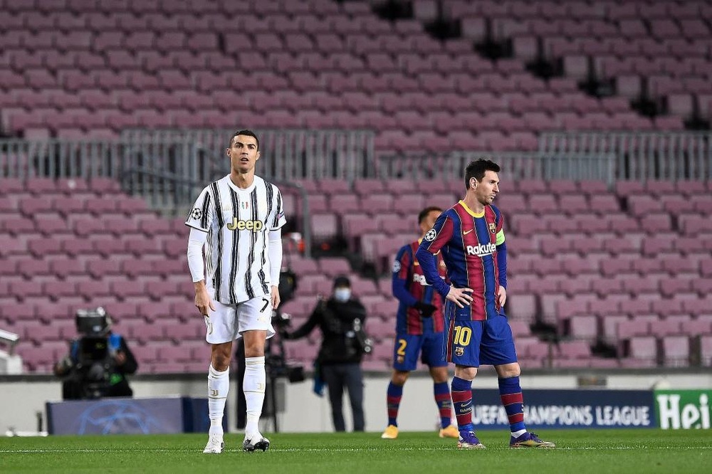 Cristiano solo espera terminar la carrera por encima de Messi. AFP
