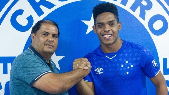 Cruzeiro fichó a Rafael Souza para el filial