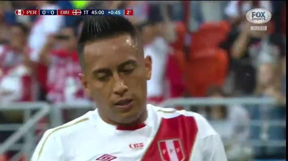 Cueva missed the penalty. Screenshot/FoxSports