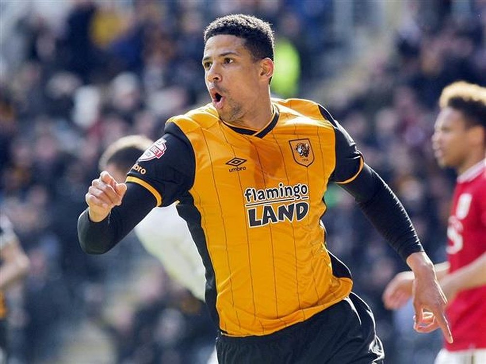 Davies celebrates scoring for Hull. HullCityTigers