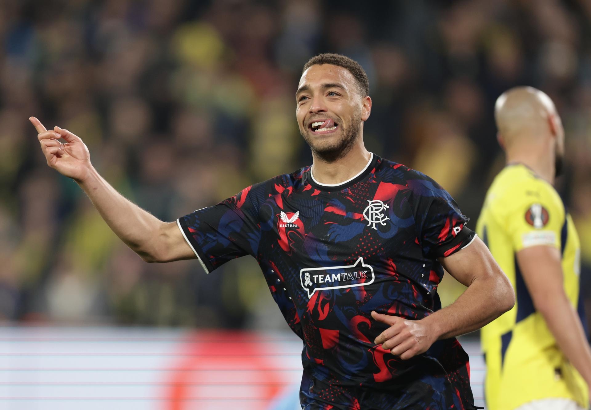 El Rangers le da una lección al Fenerbahçe