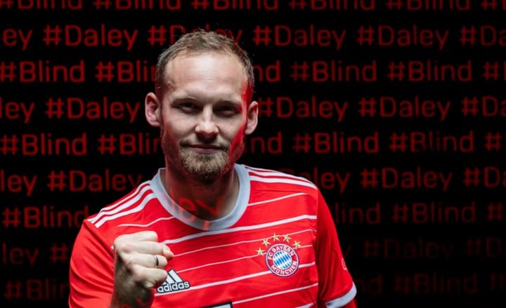 OFICIAL: el Bayern firma a Blind hasta final de temporada
