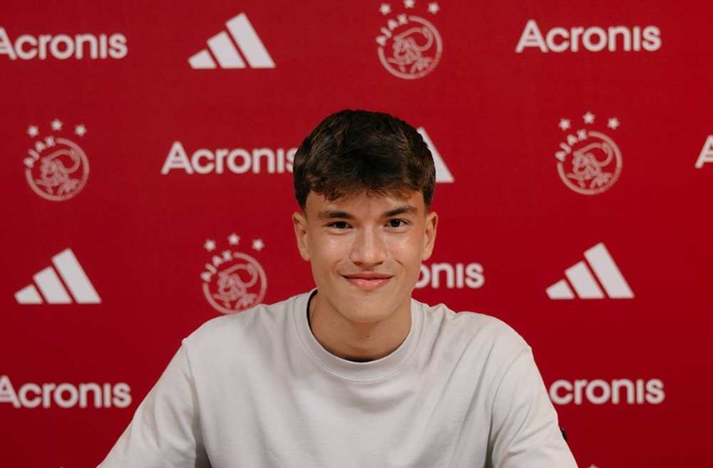 Damian van der Vaart, nuevo jugador del Ajax. AFCAjax