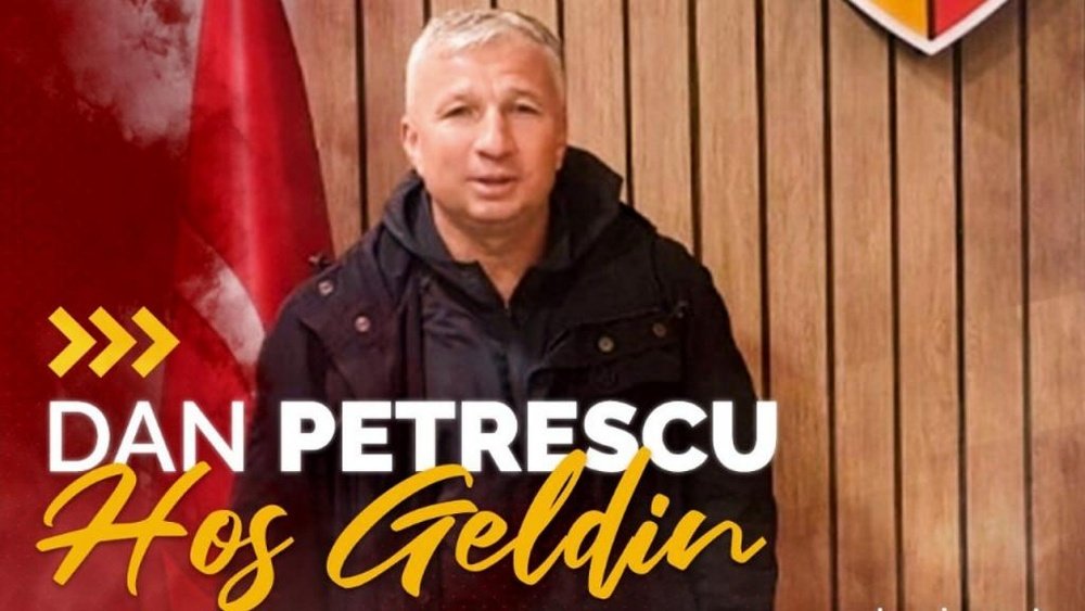 Petrescu, al Kayserispor. Twitter/KayserisporFK
