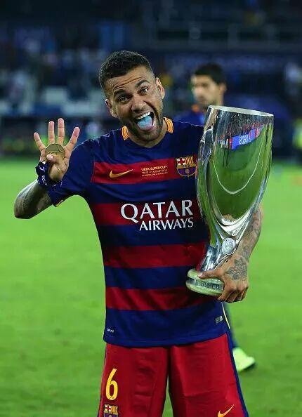 Así festejaron los jugadores del Barça la Supercopa de Europa en las redes