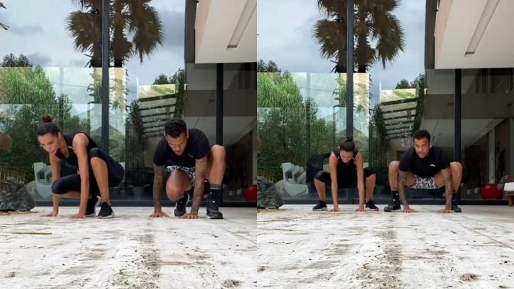 Dani Alves s'entraîne façon grenouille. Caputres/Instagram/danialves