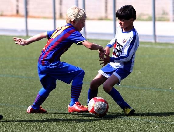 Gudjohnsen's 10-year-old son scores for Barcelona
