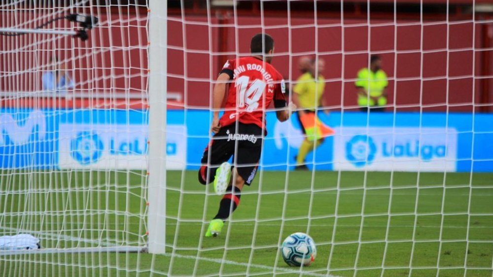 Dani Rodríguez anotó el primer gol del Mallorca en Primera. Twitter/RCD_Mallorca