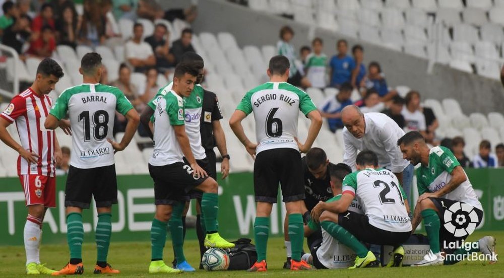 Racing y Deportivo se la juegan en El Sardinero. LaLiga