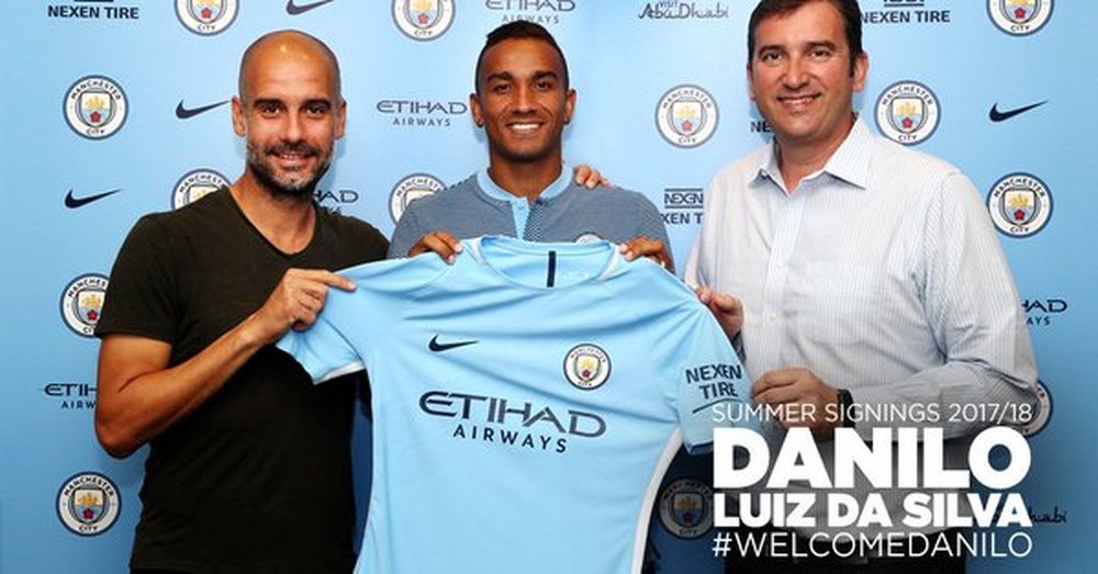 Danilo says that he has always wanted to play for Pep Guardiola. MCFC