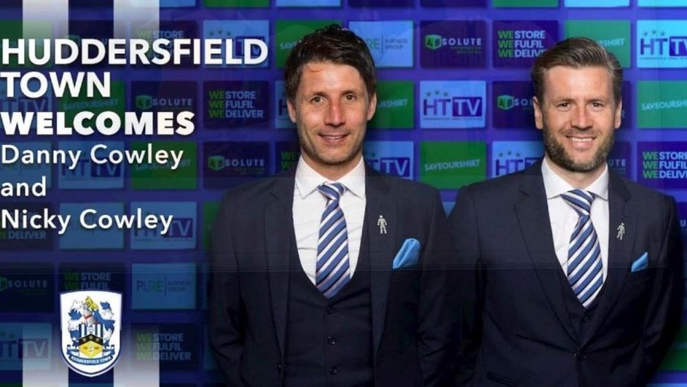Los hermanos Cowley serán los nuevos encargados de preparar al equipo. HuddersfieldTown