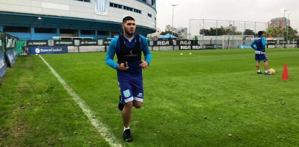 Barbona ya es de Racing. Racing Club