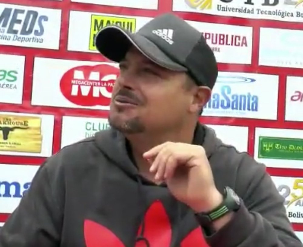 El técnico quiere triunfar en Bolivia antes de volver a México. Captura/AlwaysReady