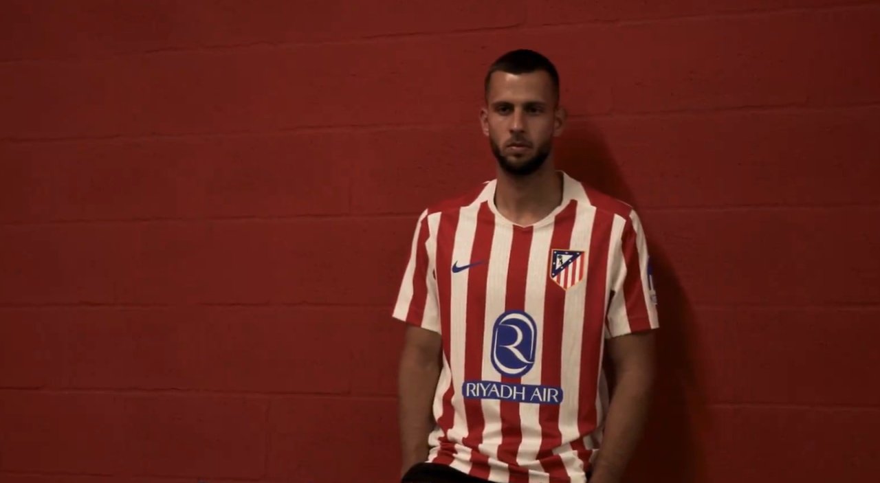 Hancko, con ganas de empezar en el Atlético. X/Atleti