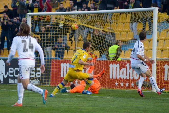 El Alcorcón vuelve al escenario de su debut en Segunda