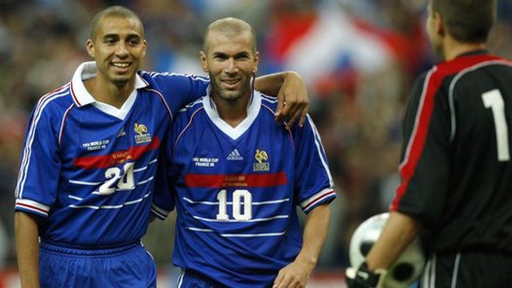 David Trezeguet et Zidane en équipe de France. AFP