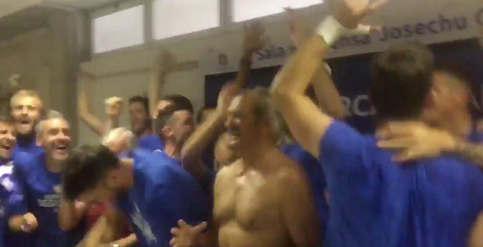 David Vidal, el alma de la fiesta en el ascenso del Lorca