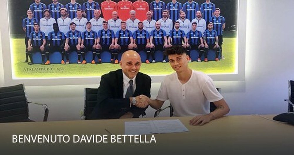 Davide Bettella firma por el Atalanta. Atalanta_BC