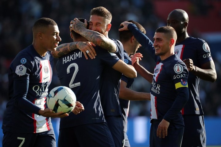 El PSG da la 'manita' a un indefenso Auxerre
