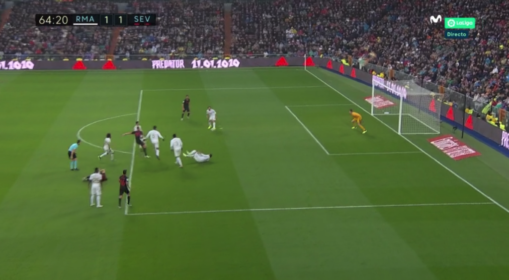 De Jong's goal counted this time! And it was controversial