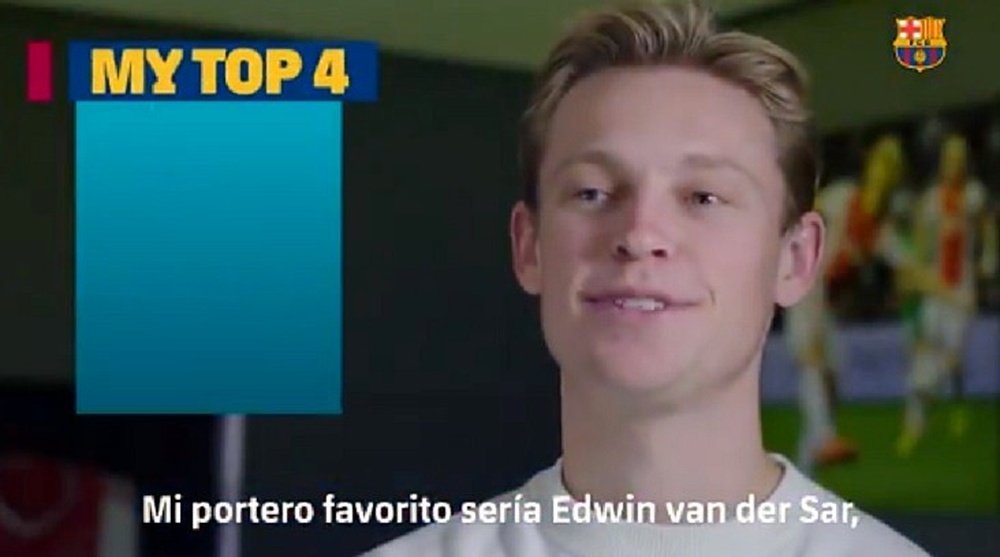 De Jong makes some amazing choices. Screenshot/FCBarcelona