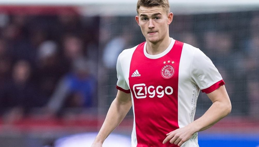 Matthijs de Ligt looks set to leave Ajax in the summer. EFE