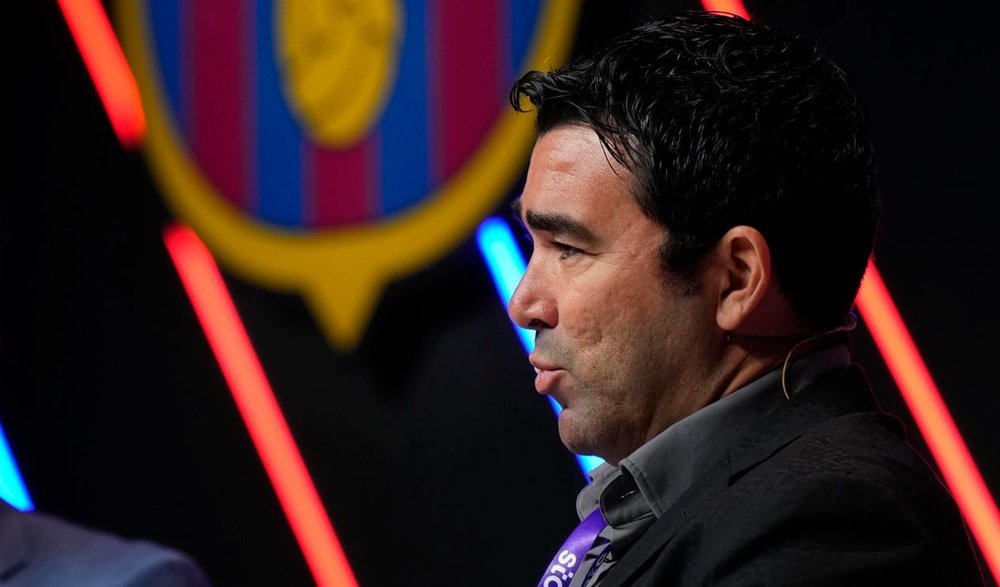 Xavi Hernandez asked for Roque's arrival to be brought forward. EFE