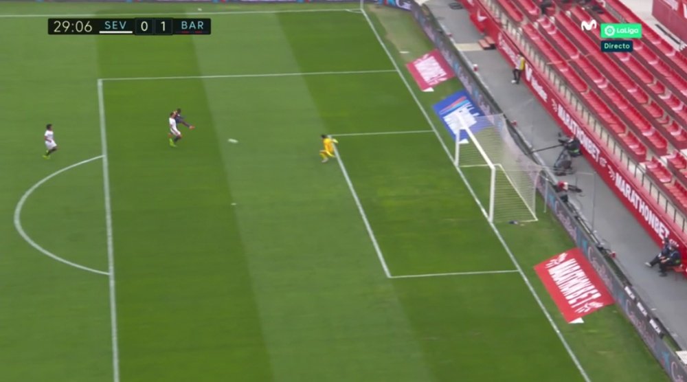Dembele ran onto a Messi pass and scored. Screenshot/MovistarLaLiga