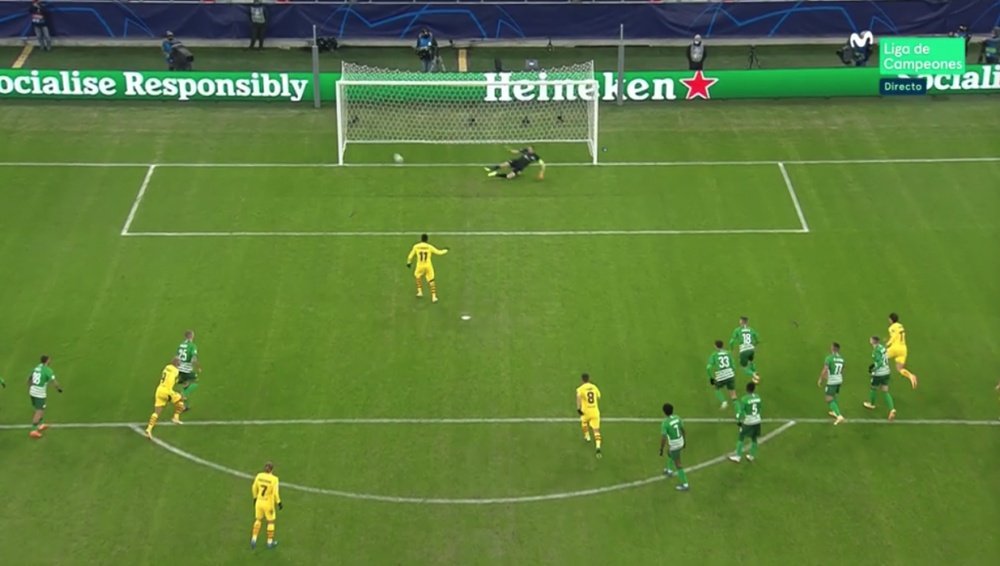 Dembele made it three in the first half. Screenshot/Movistar+LigadeCampeones