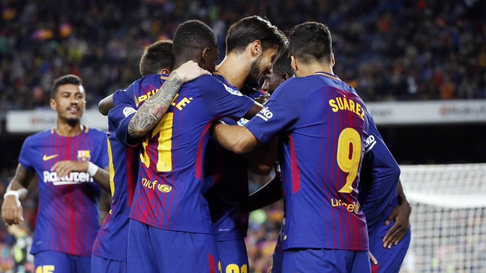 Dembélé et Suárez célèbrent le cinquième match de la rencontre. FCBarcelona