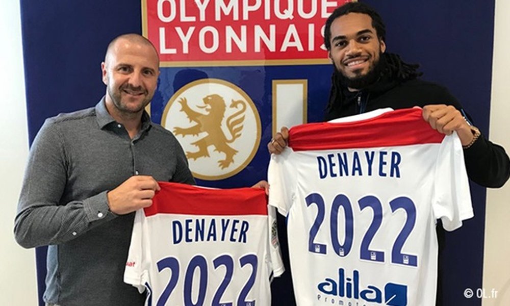 Denayer espera hacer grandes cosas con el Olympique de Lyon. OL