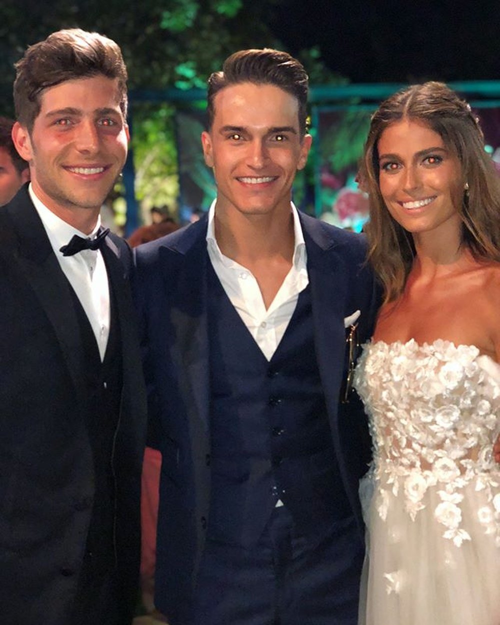 Denis Suárez acudió a la boda de Sergi Roberto. Captura/Denissuarezfernandez
