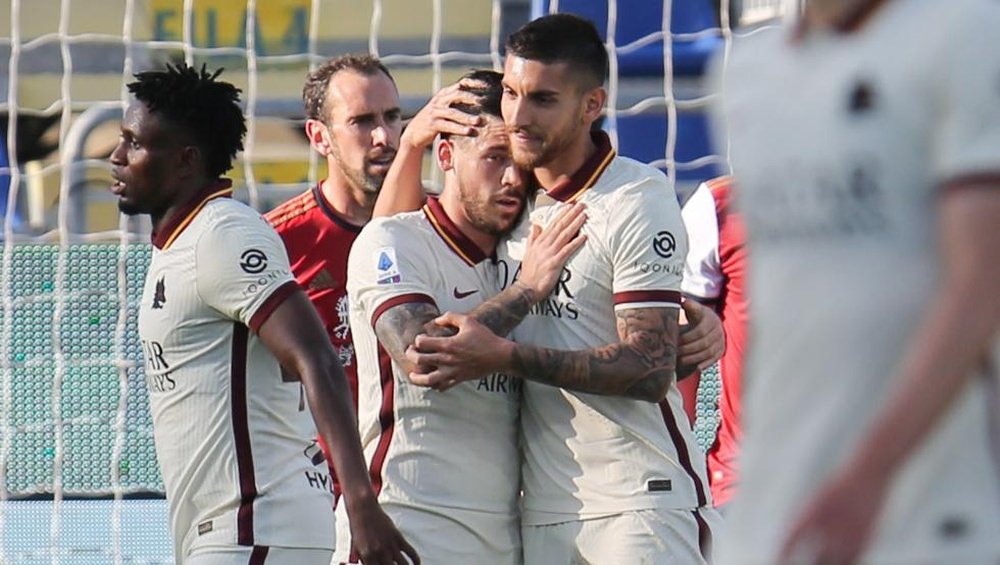 La Roma perdió 3-2 ante el Cagliari. EFE