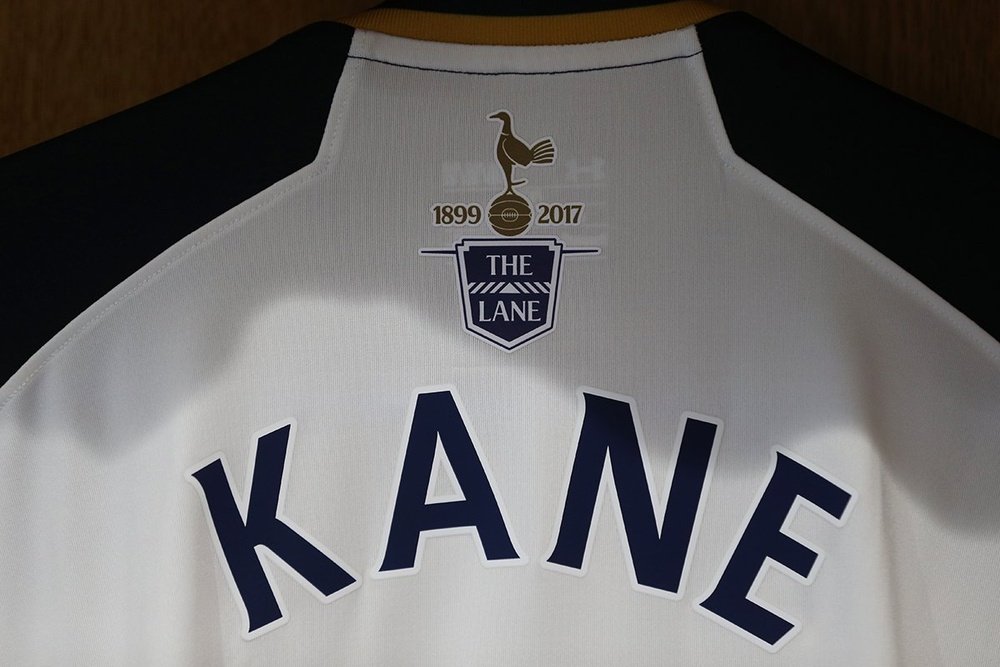 En la insignia trasera se podía leer 'The Lane'. Spurs