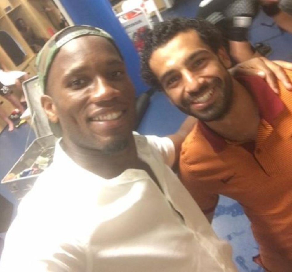 El delantero marfileño felicitó al egipcio a través de Instagram. Captura/InstagramDidierdrogba